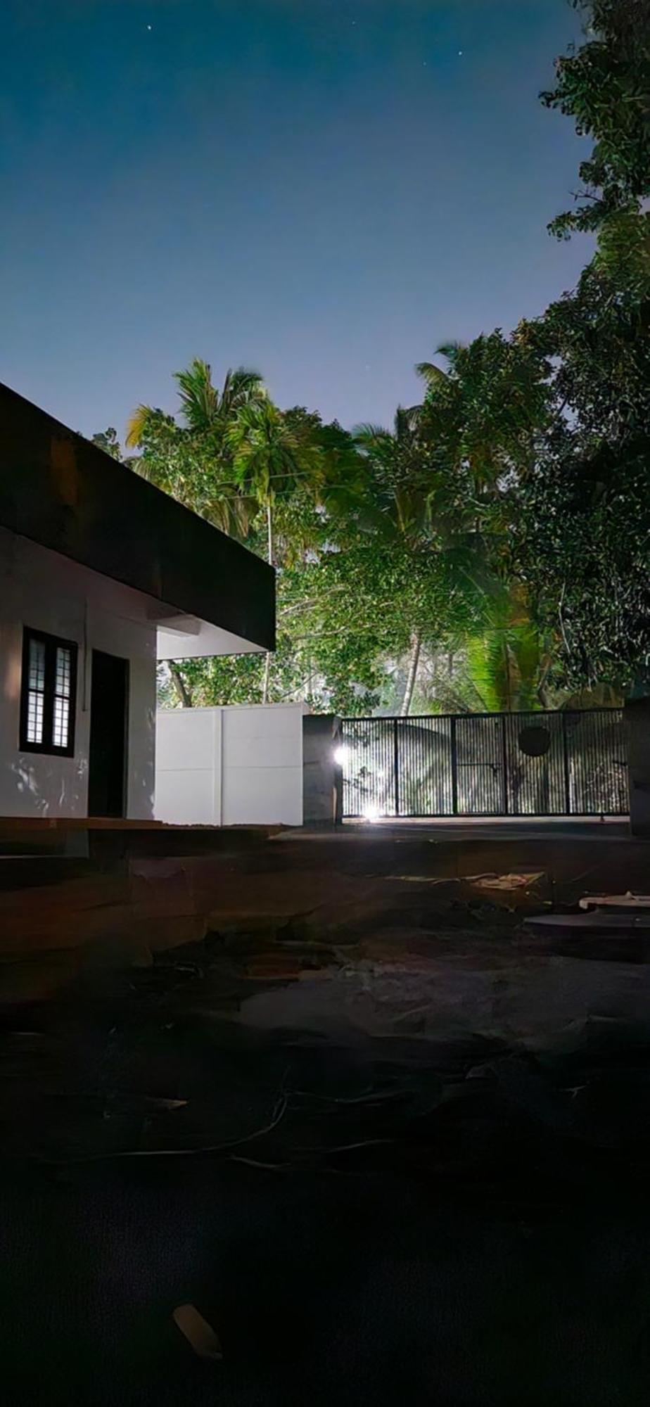 Islandstay-A Riverside Property Kollam Eksteriør bilde