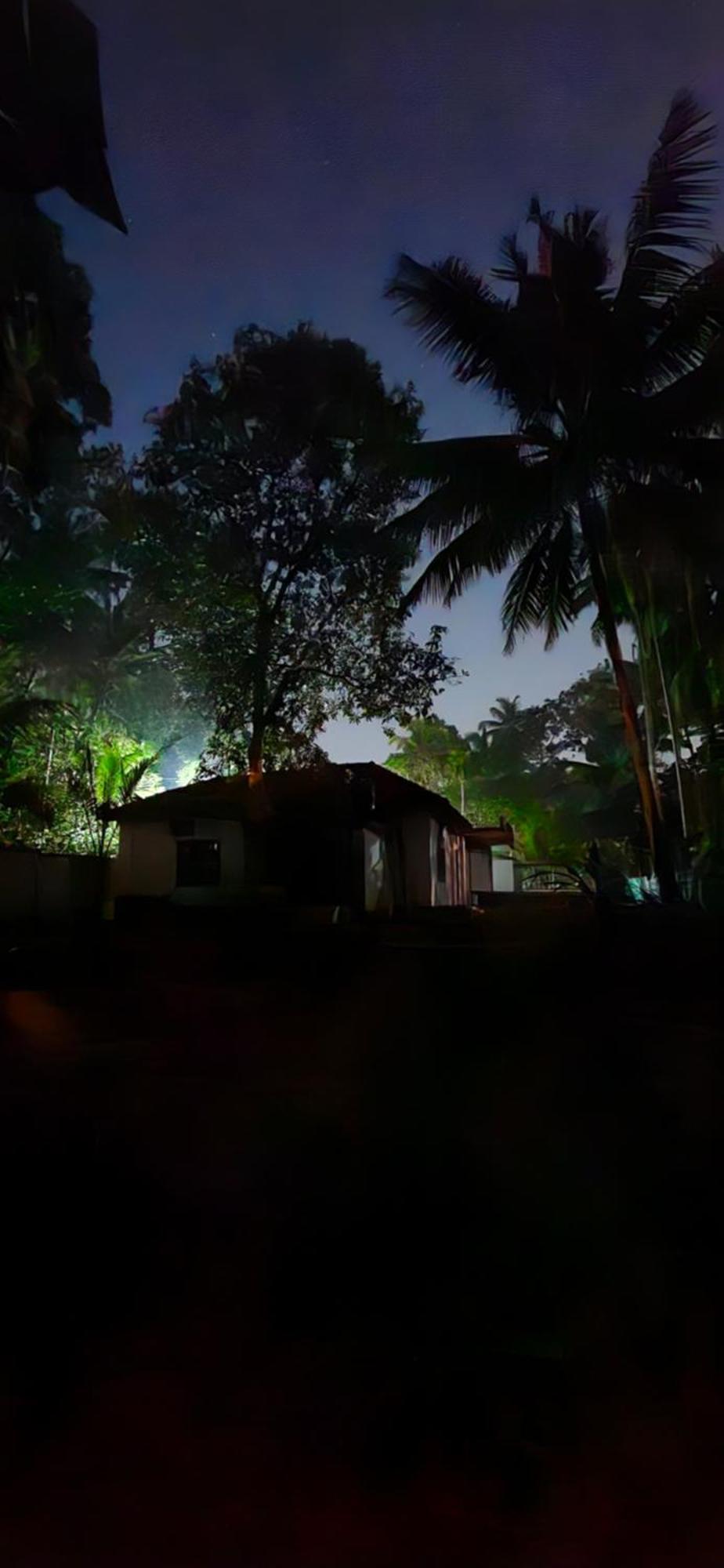 Islandstay-A Riverside Property Kollam Eksteriør bilde